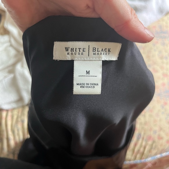 White House Black Market silky top - Picture 3 of 4